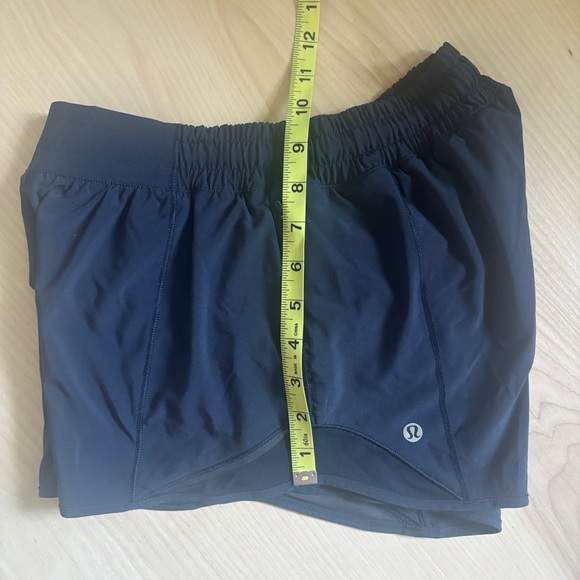 Lululemon Hotty Hot Navy Shorts - Picture 6 of 6